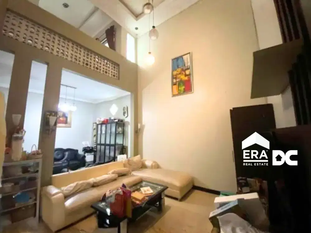JUAL Rumah 2 Lantai High Ceiling di Jalan Kenteng Argomulyo Salatiga