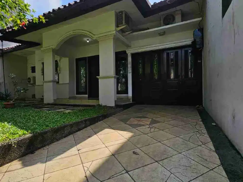 Jarang ada! Rumah 1 lantai di alam asri belakang pim 2 pondok indah Jaksel
