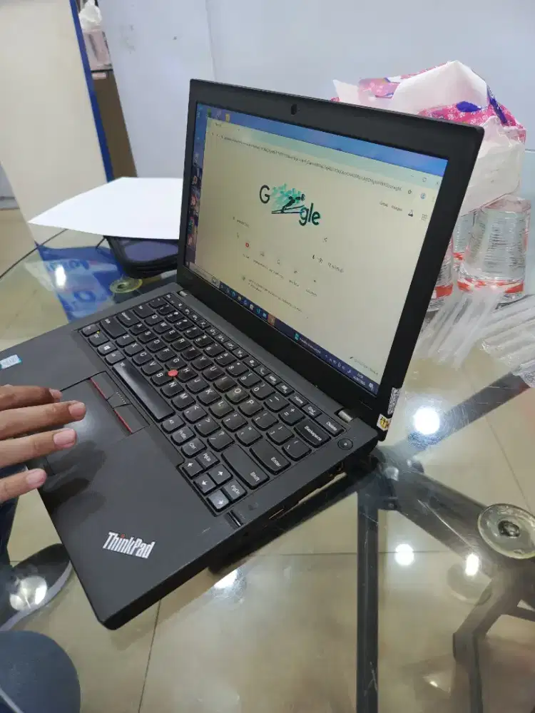 Jual laptop second bergaransi, terima jual beli laptop baru dan second