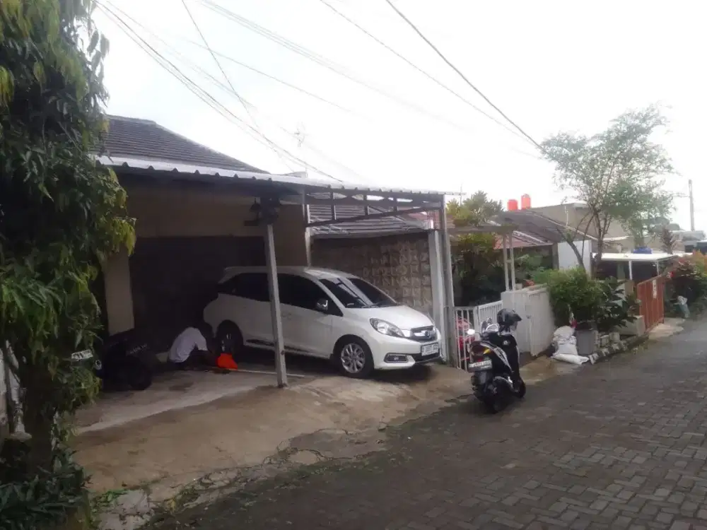 BANTING HARGA RUMAH DEKAT ALUN-ALUN CIMAHI 500 Jtaan