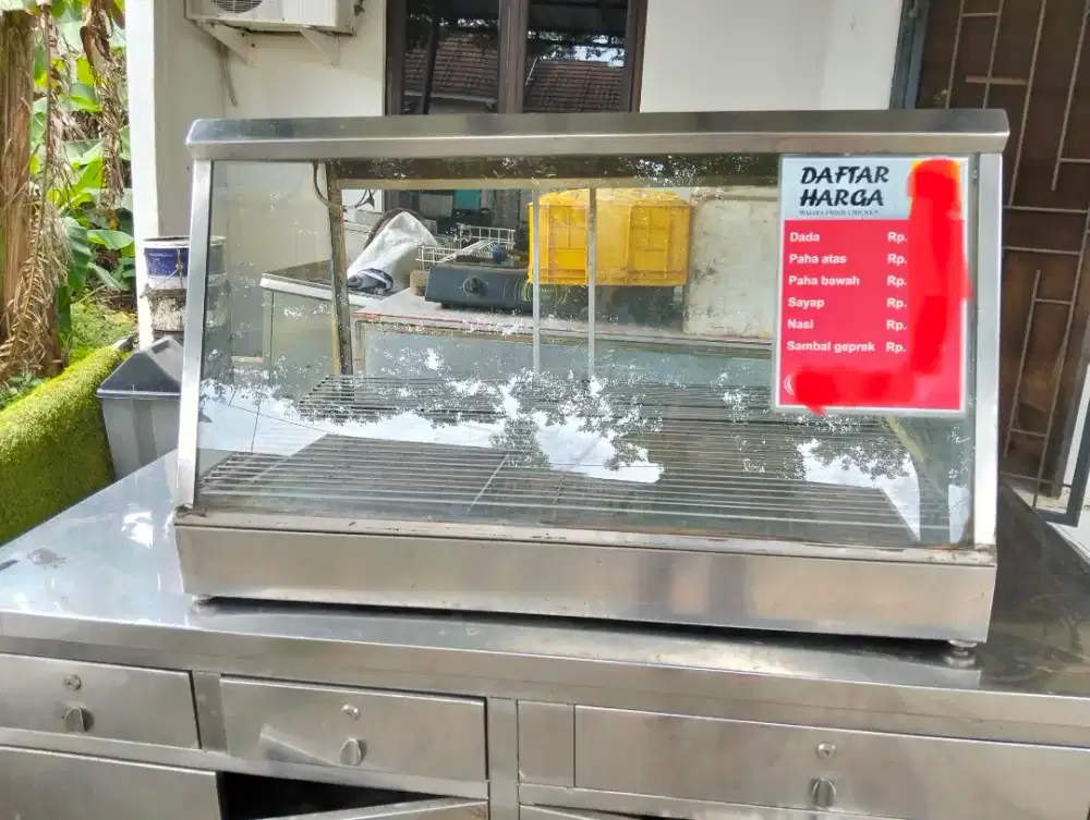 Etalase fried chicken