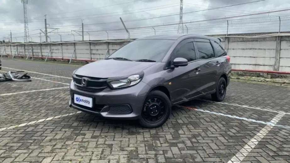 DP MURAH - Honda Mobilio 1.5 S Bensin MT 2018 Abu