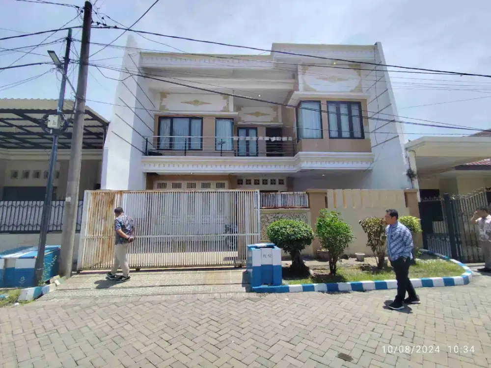 Dijual via lelang rumah Perum pondok Candra lokasi strategis dan dekat toll