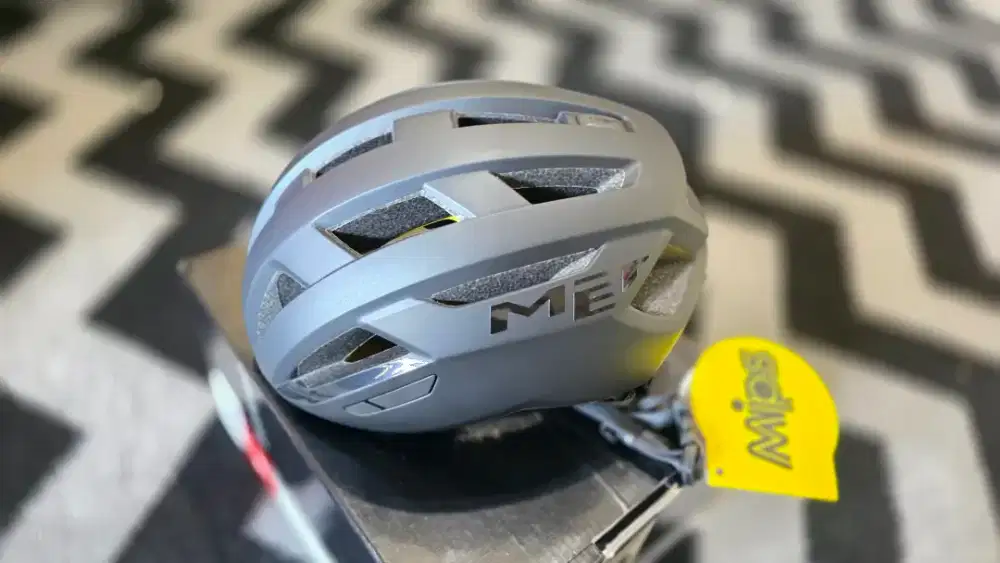 Helm MET VINCI MIPS Size M Black Matt