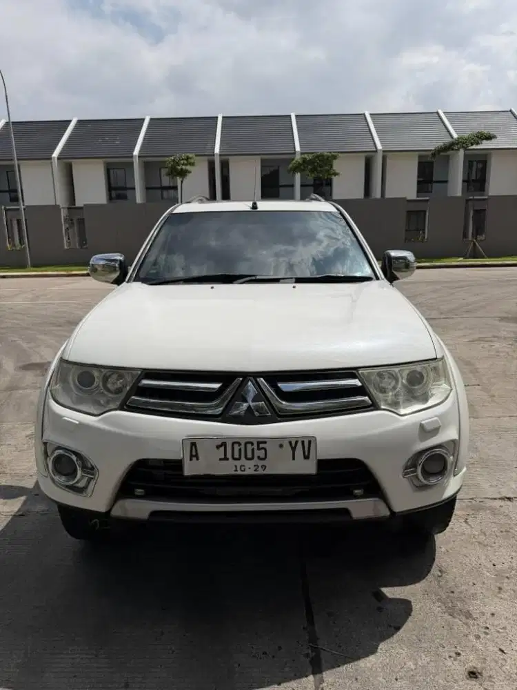 pajero dakar at matic 2015 putih km low