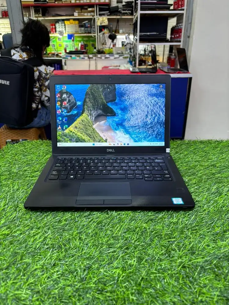 Jual Laptop Dell i5 gen 8