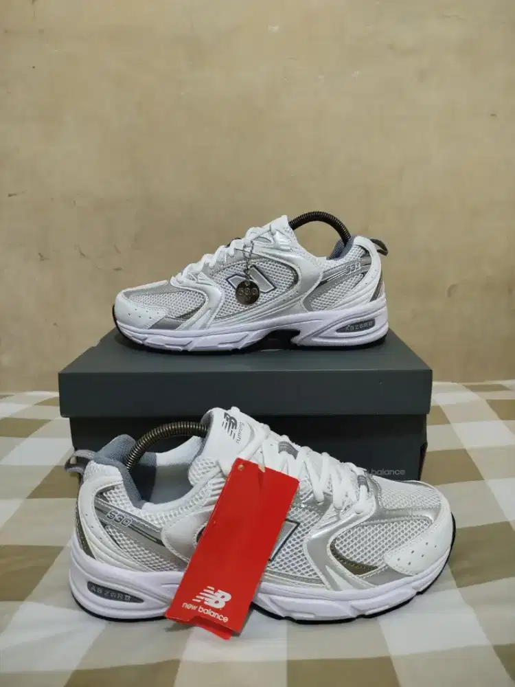 New Balance 530 white grey