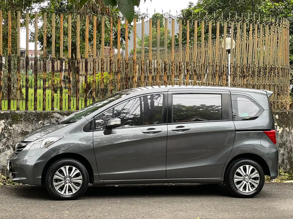 Freed S 2013 KM 78rb! Antik Gray 1tgn