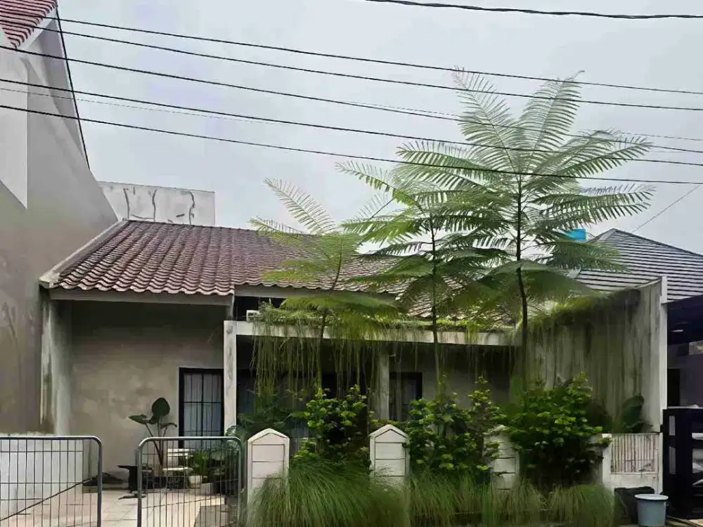 RUMAH NUSA LOKA BSD BANGUNAN SATU LANTAI LOKASI DEPAN TAMAN