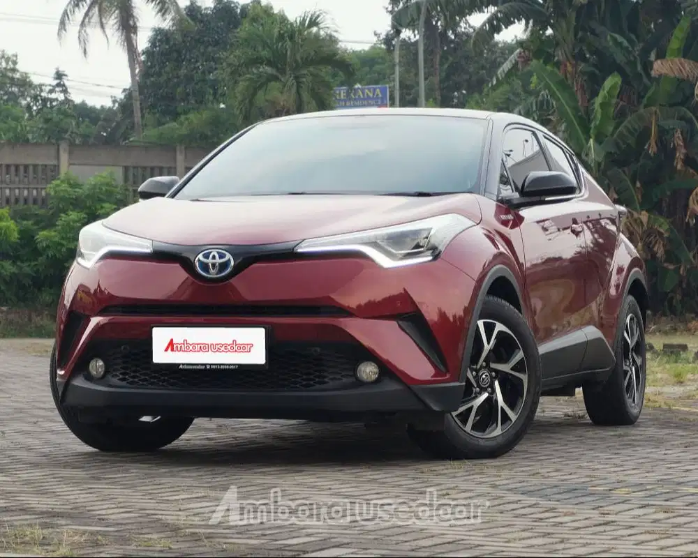 Toyota C-HR 1.8 AT HEV 2019 | Merah | DP 22jt | Garansi 1 Tahun