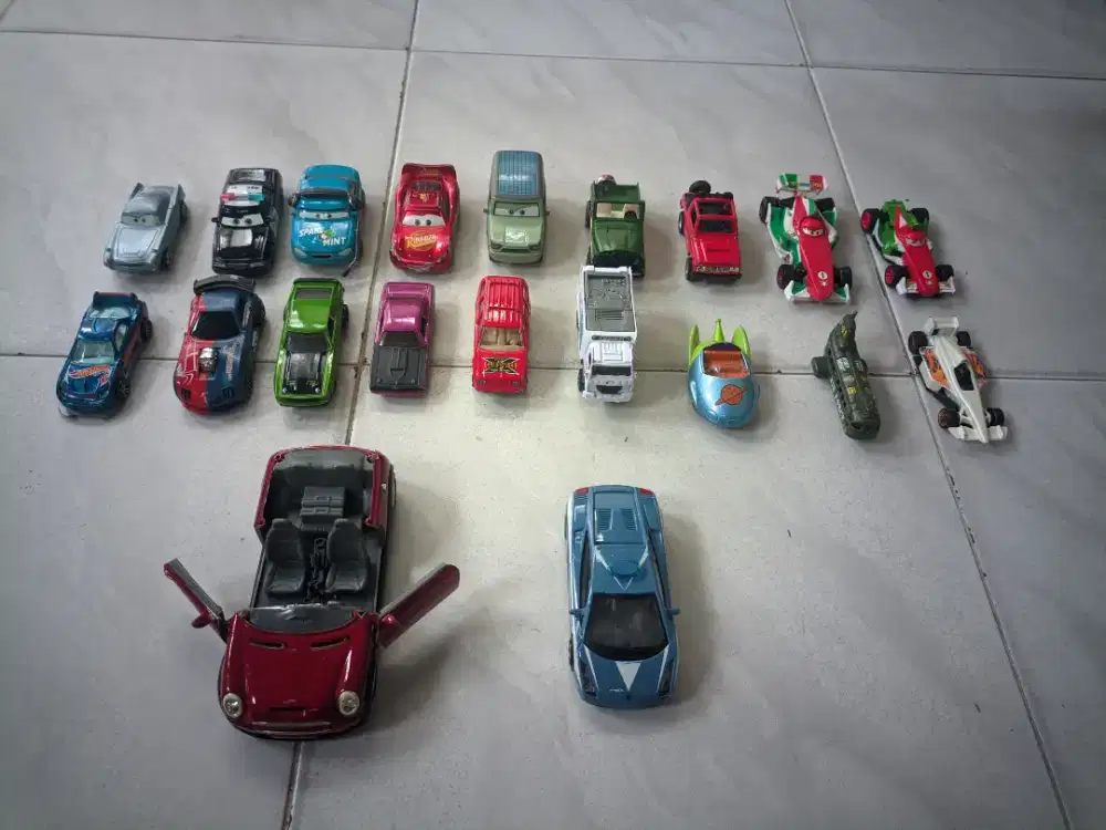 Hot Wheels & miniatur mobil