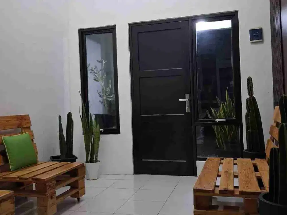 Rumah Cantik dengan View Gunung di Rancamaya Residence