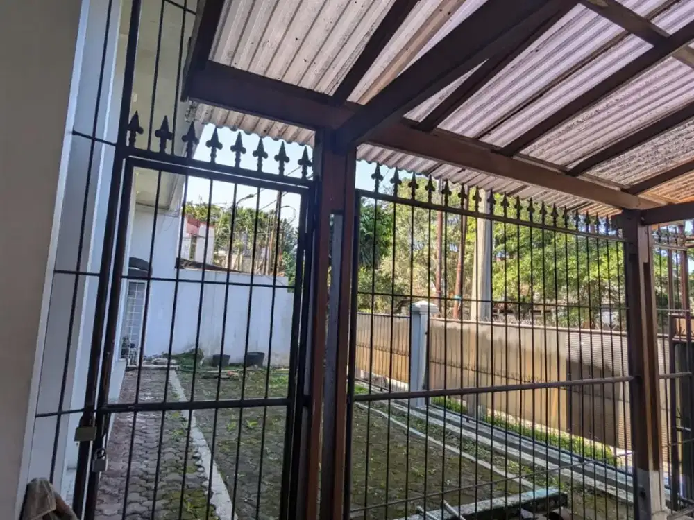 Jarang ada Jual Rumah di sayap Dago Tubagus Ismail Bandung Kota