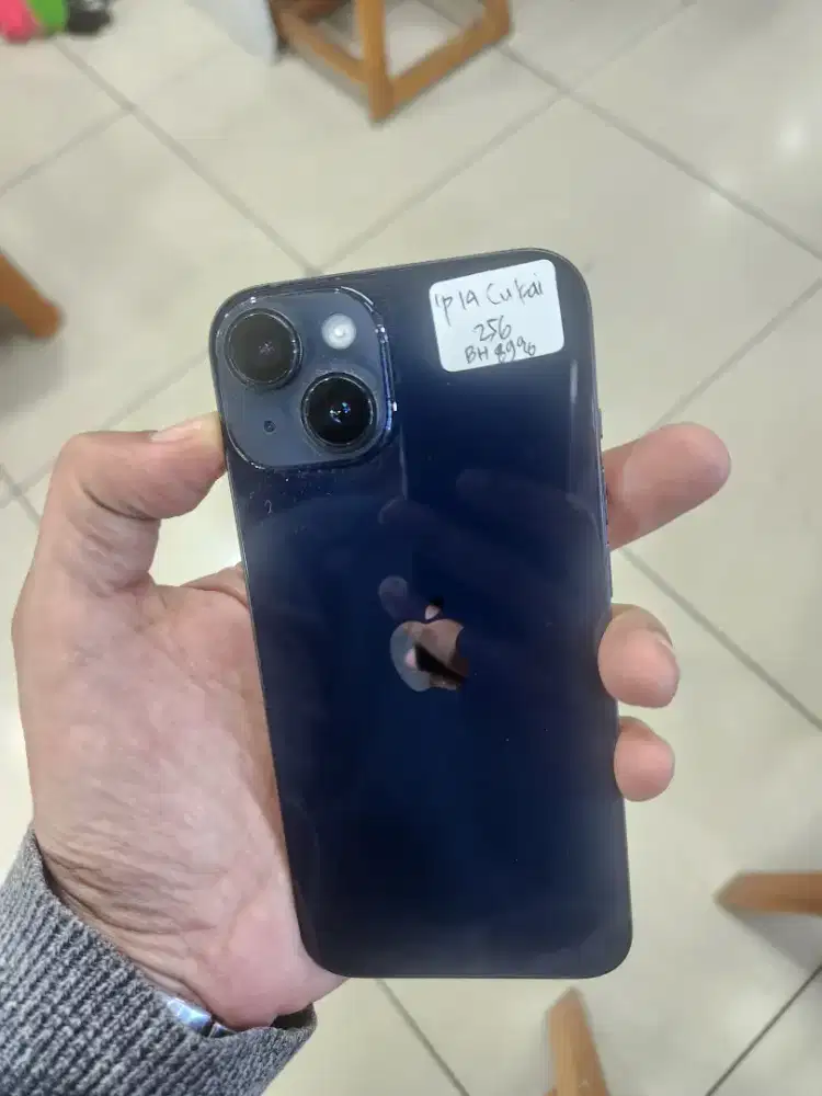 Iphone 14 256gb inter cukai tolong di catet