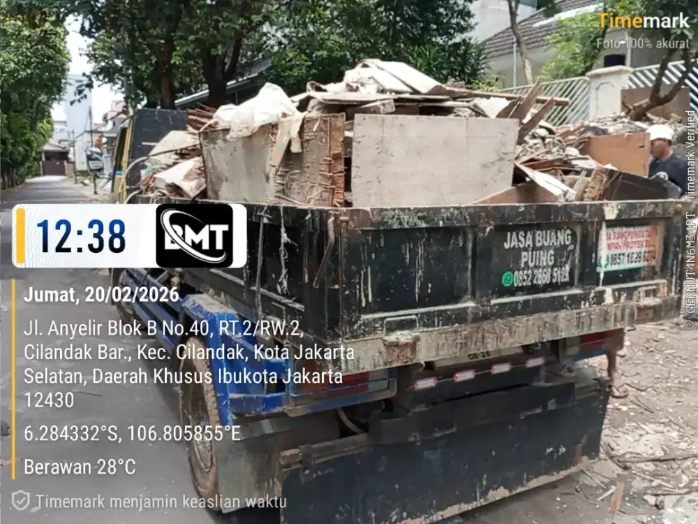 Jasa buang puing dan angkut sampah