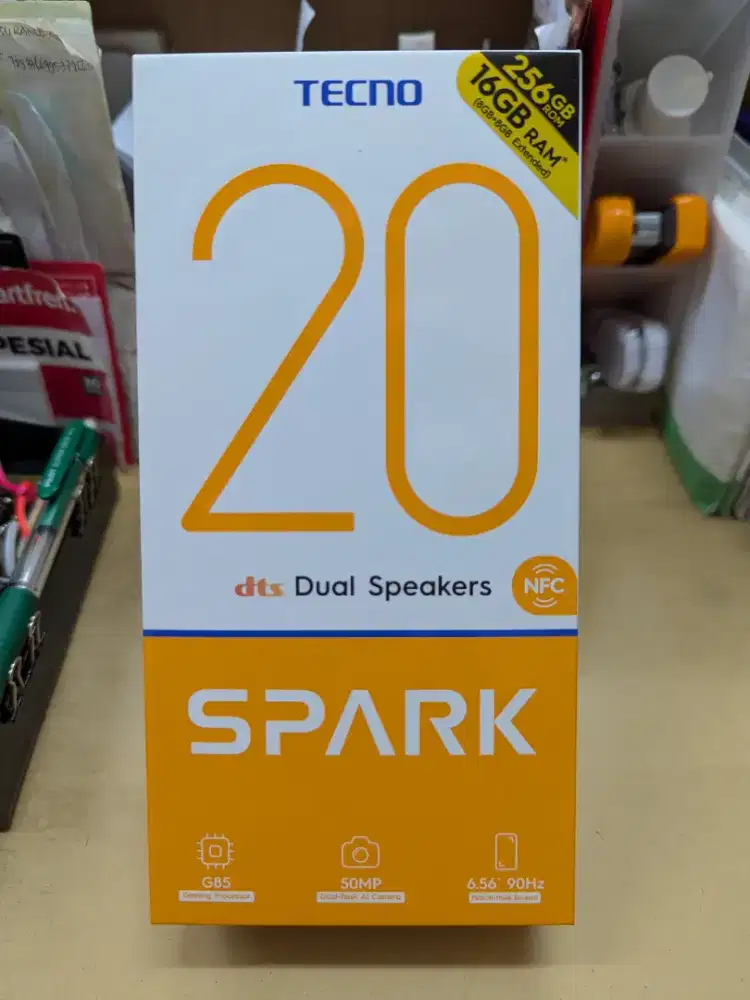TECNO SPARK 20 16GB/256GB