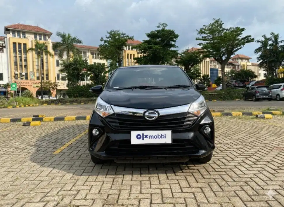 TERMURAH Daihatsu Sigra 1.2 R Deluxe Bensin-AT Hitam 2020