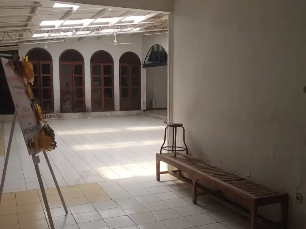 RUKO DI DR CIPTO LUAS 1000M2 TENGAH KOTA SANGAT STRATEGIS