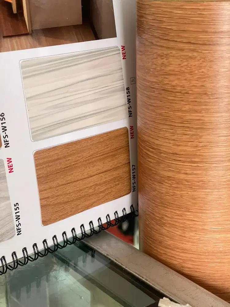 DIBUTUHKAN Supir Toko Triplek dan HPL bisa melayani customer toko