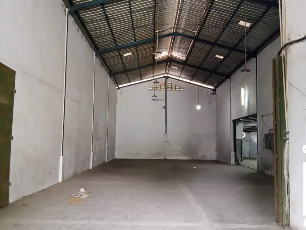 Dijual dan Di sewa Gudang Lokasi Strategis bebas Banjir di Kamal Jakarta Utara