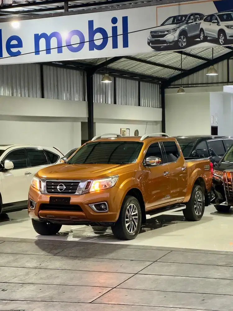 NISSAN NAVARA VL 2.4AT 4x4 2017