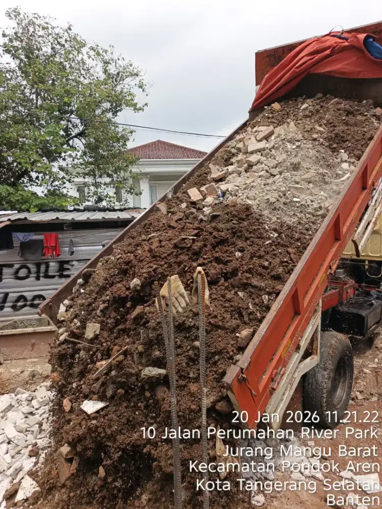 Jasa pengurugan puing dan buang sampah