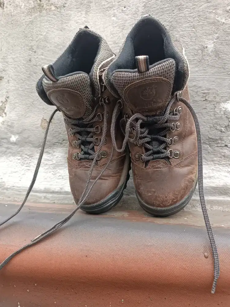 Sepatu Fashion Branded