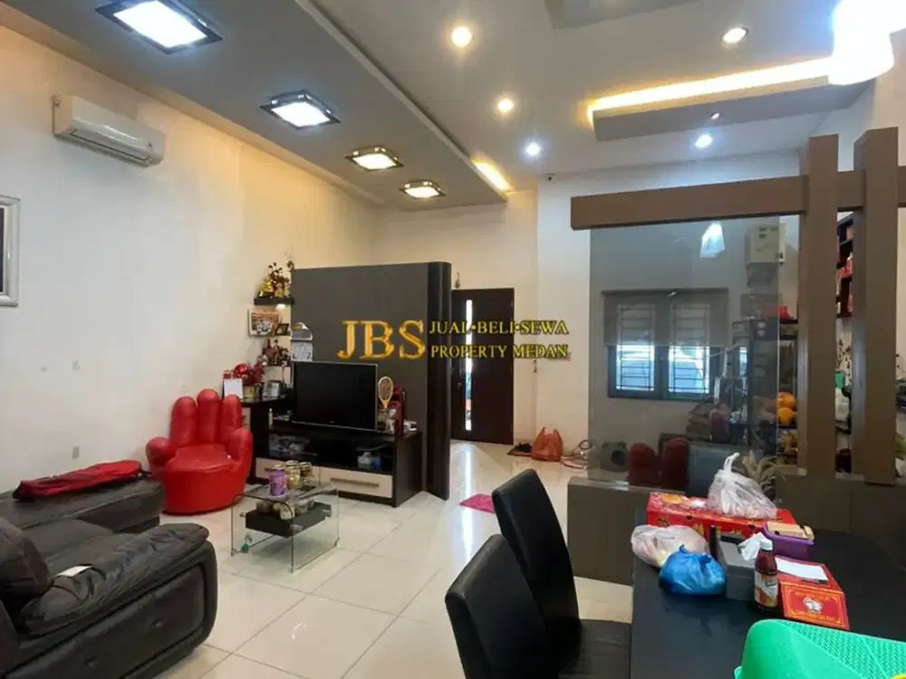 Jual Rumah 2,5 Tingkat di Komplek Cemara Asri Jalan Strawberry - Medan