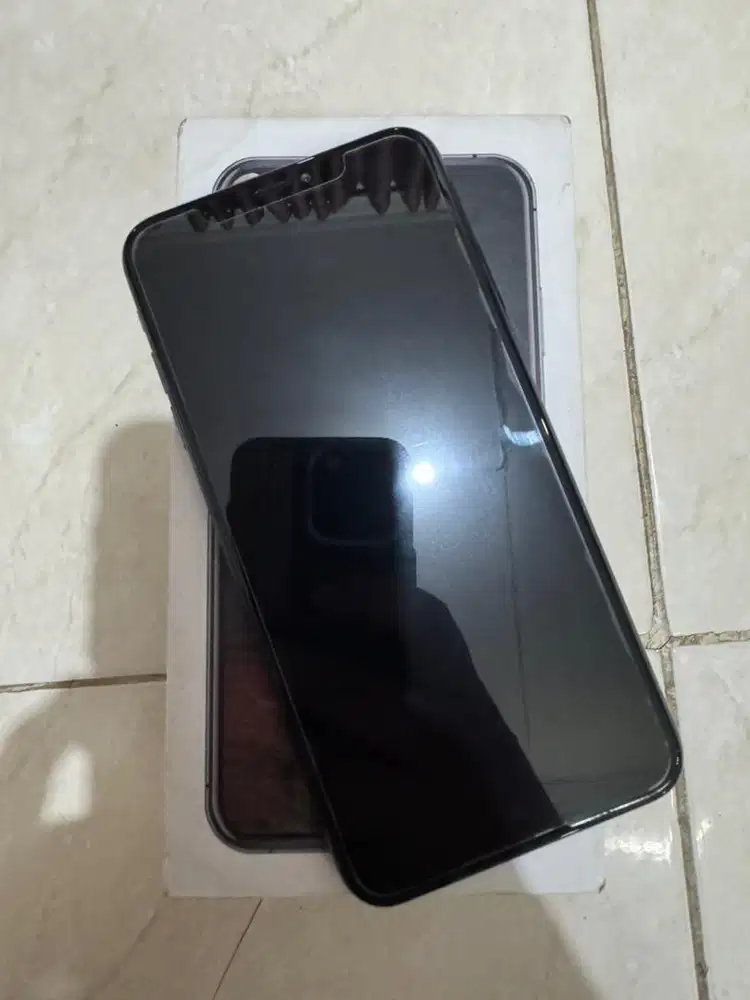 Iphone xs max 64gb