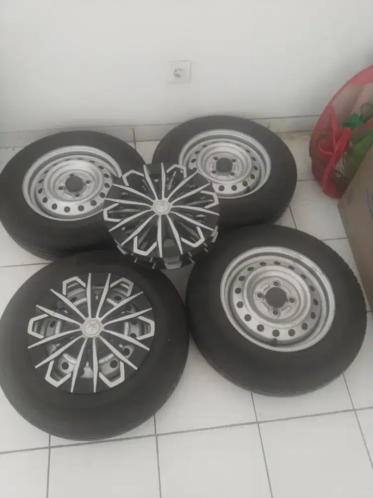 Velg sigra 155/80R13