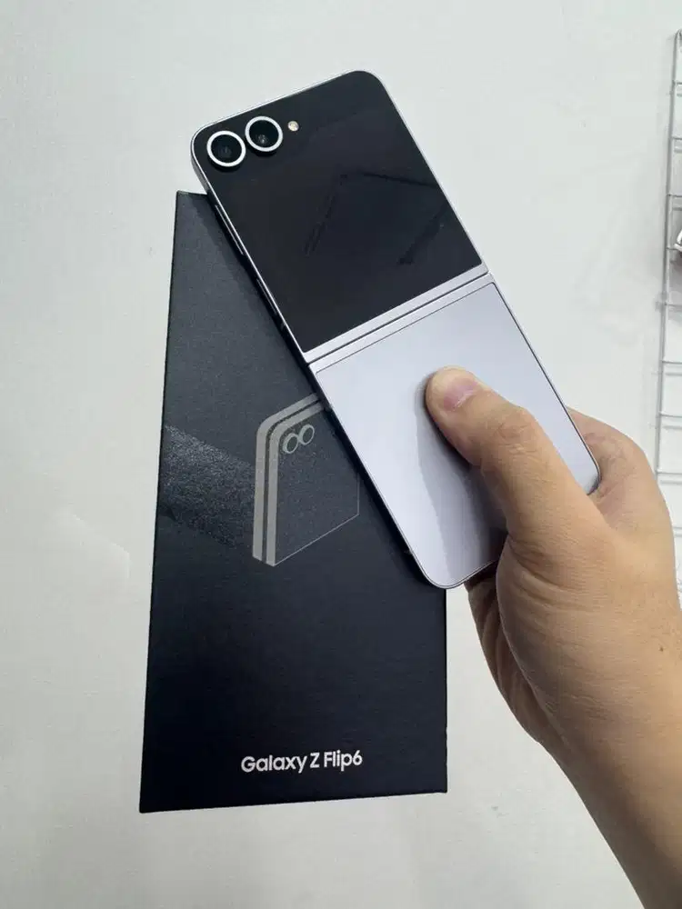 Samsung Z Flip 6 5G Silver 12/512Gb (SEIN)