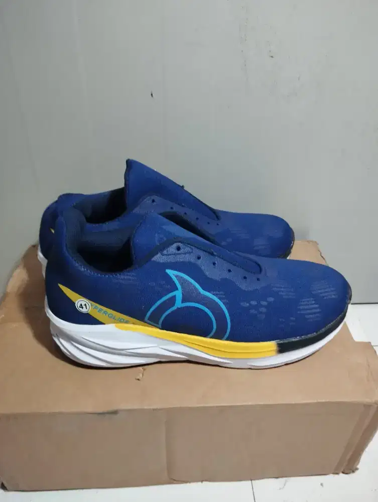 Sepatu Running Sneakers Ortusight 41