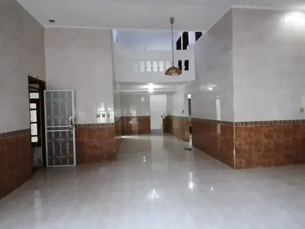 Rumah Strategis Dekat Mall Kelapa Gading di Pondok Gading Utama Jakarta Utara