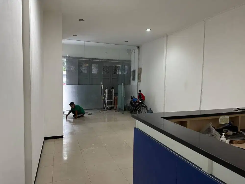 Disewakan Ruko 3 Lantai Siap Pakai di Karapitan Bandung