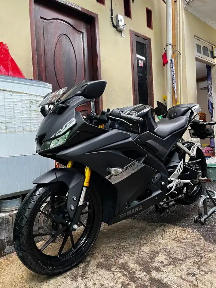 YAMAHA R15 V3 LOW KM 3K PAJAK PANJANG 03-2027
