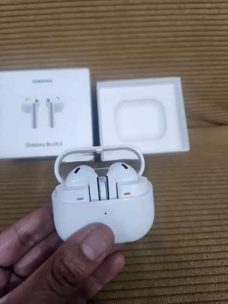 Samsung buds 3 garansi resmi Indonesia jarang di pake