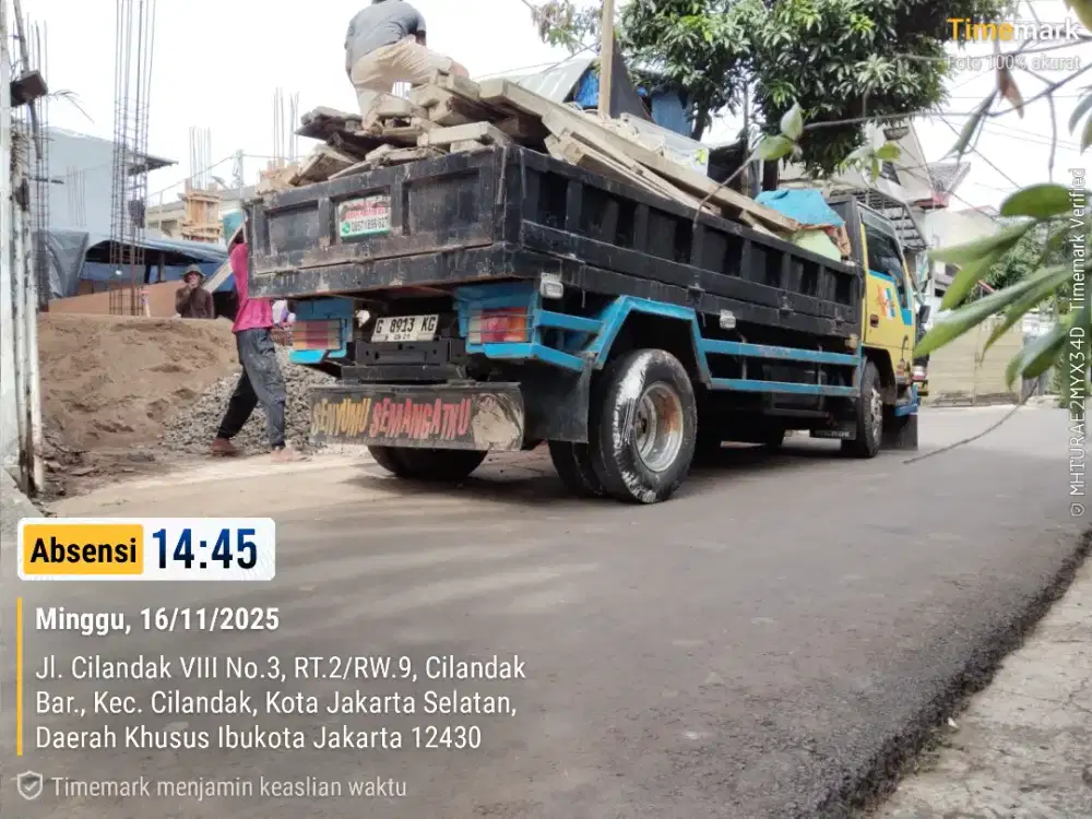 Angkutan puing dan buang sampah