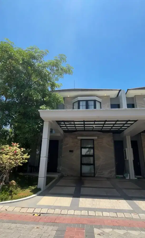 Dijual Rumah Modern Minimalis Pakuwon City*