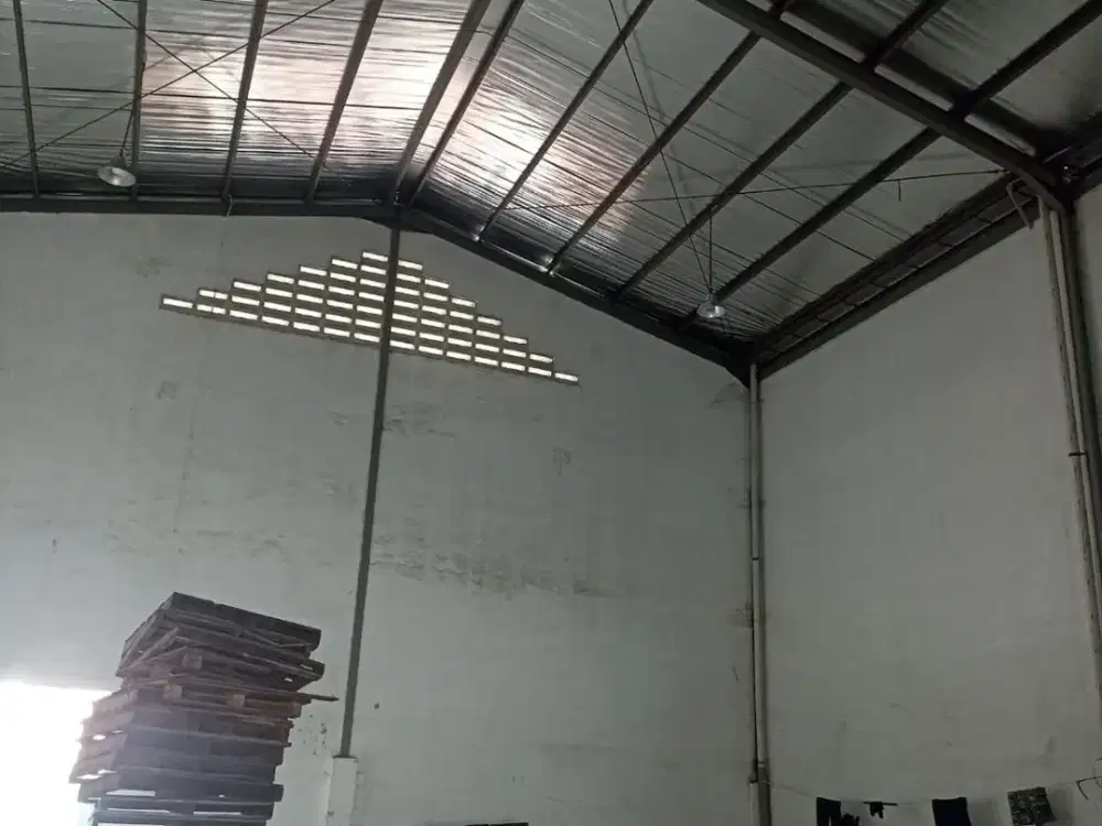 Dijual atau disewakan gudang curug koramil tangerang