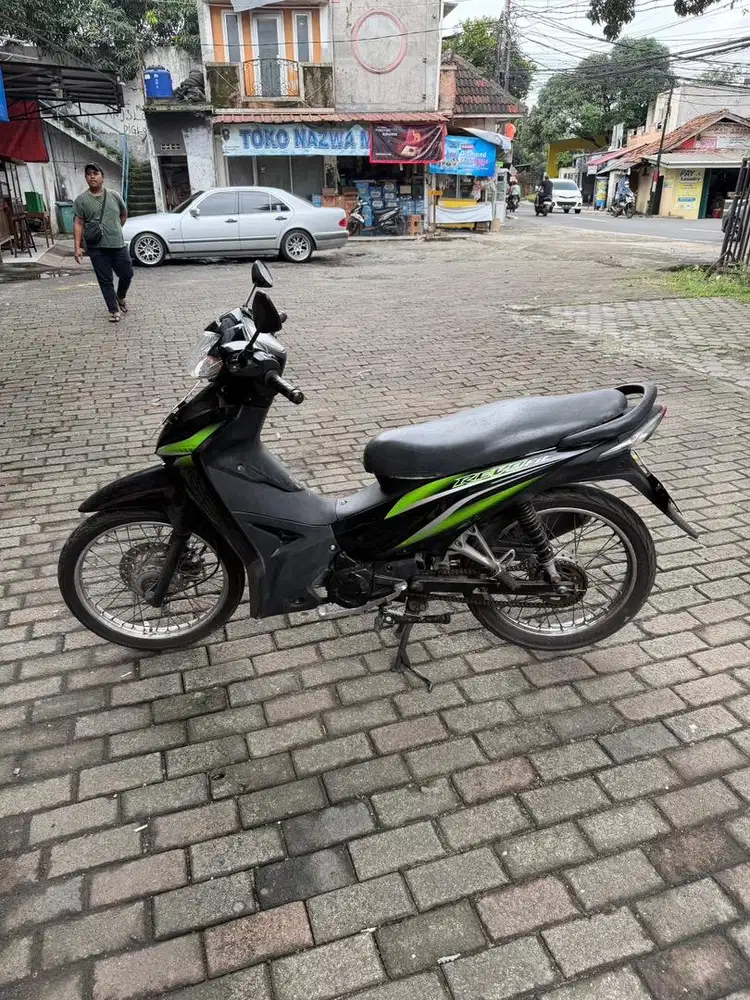 Jual Motor Revo Fit 2013 kondisi oke