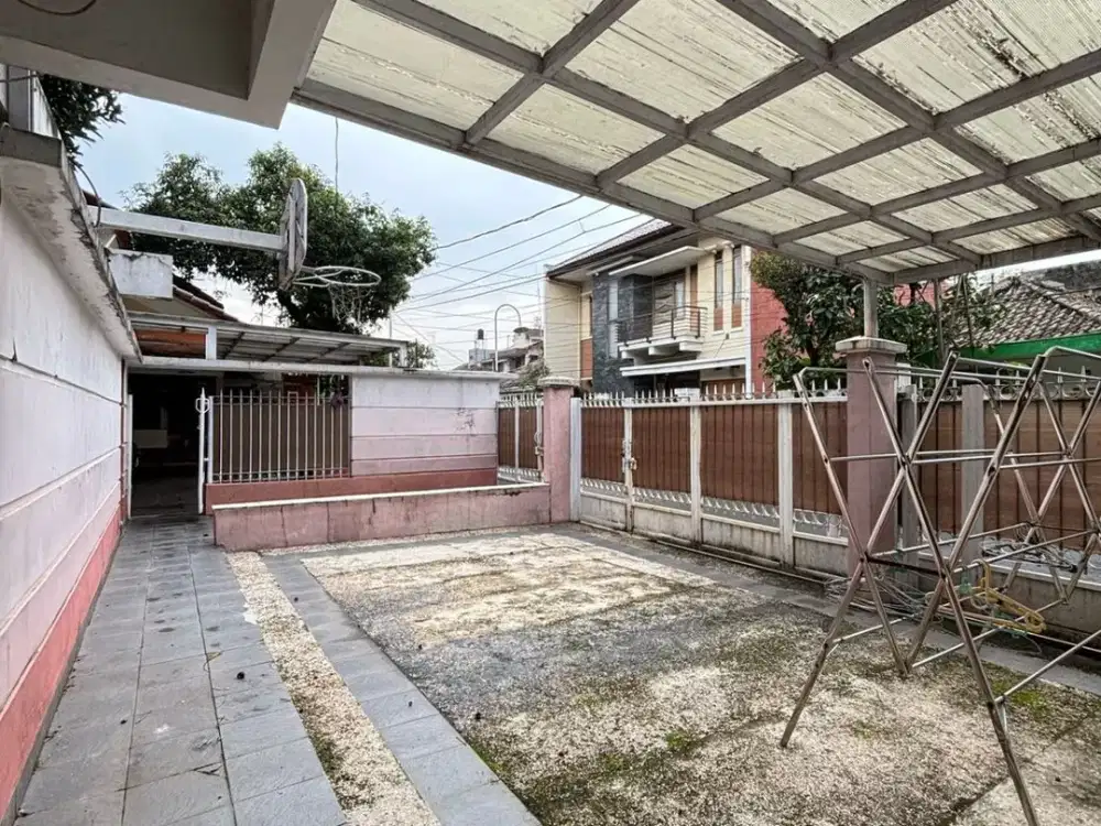 Jual Rumah di Cipaganti pasteur dekat hasan sadikin samping wheels eyckman Bandung kota