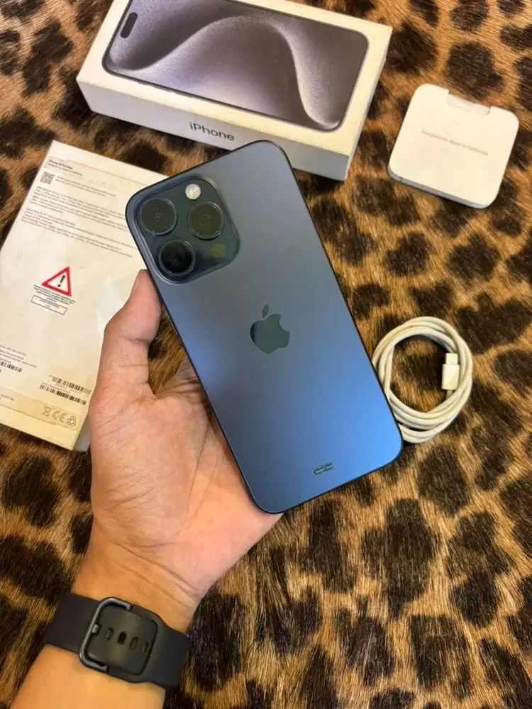 iPhone 15 Pro Max 512GB BH87 Resmi (Blue Titanium)