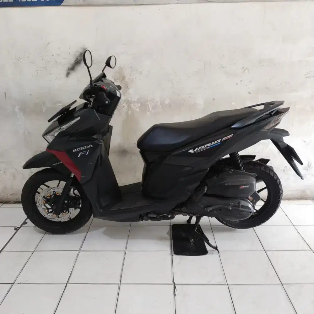 Honda Vario 150 OLD 2015 Orisinil Mesin Aluss Lengkap Bagus