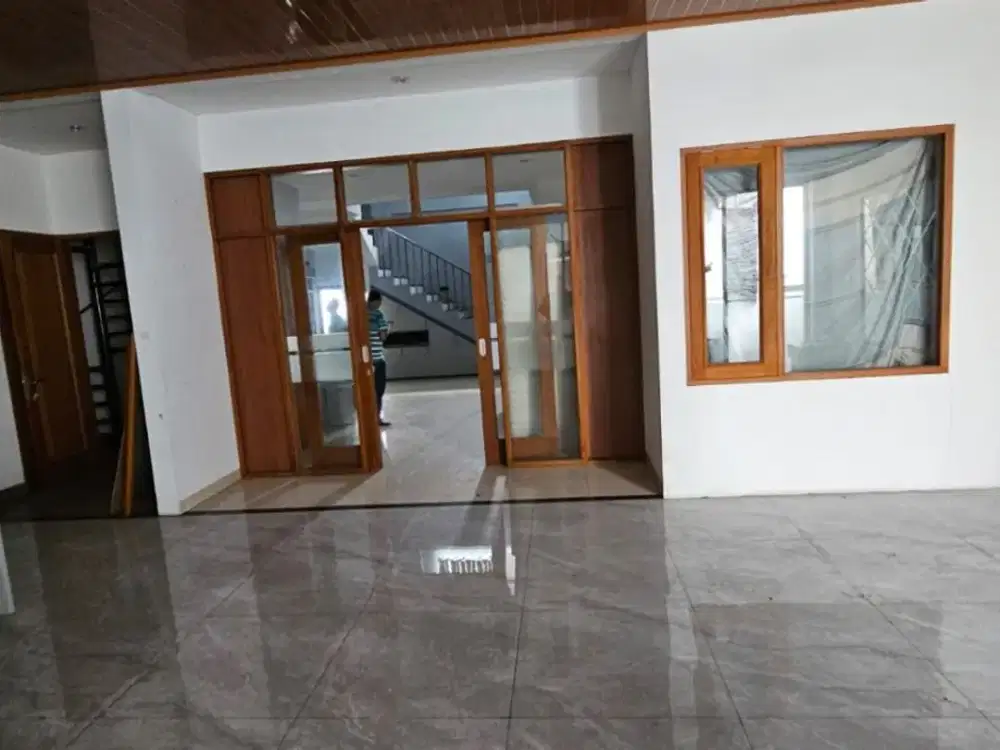 Dijual Rumah Bagus Siap Huni di Cluster Jura Metland Menteng, Jakarta Timur