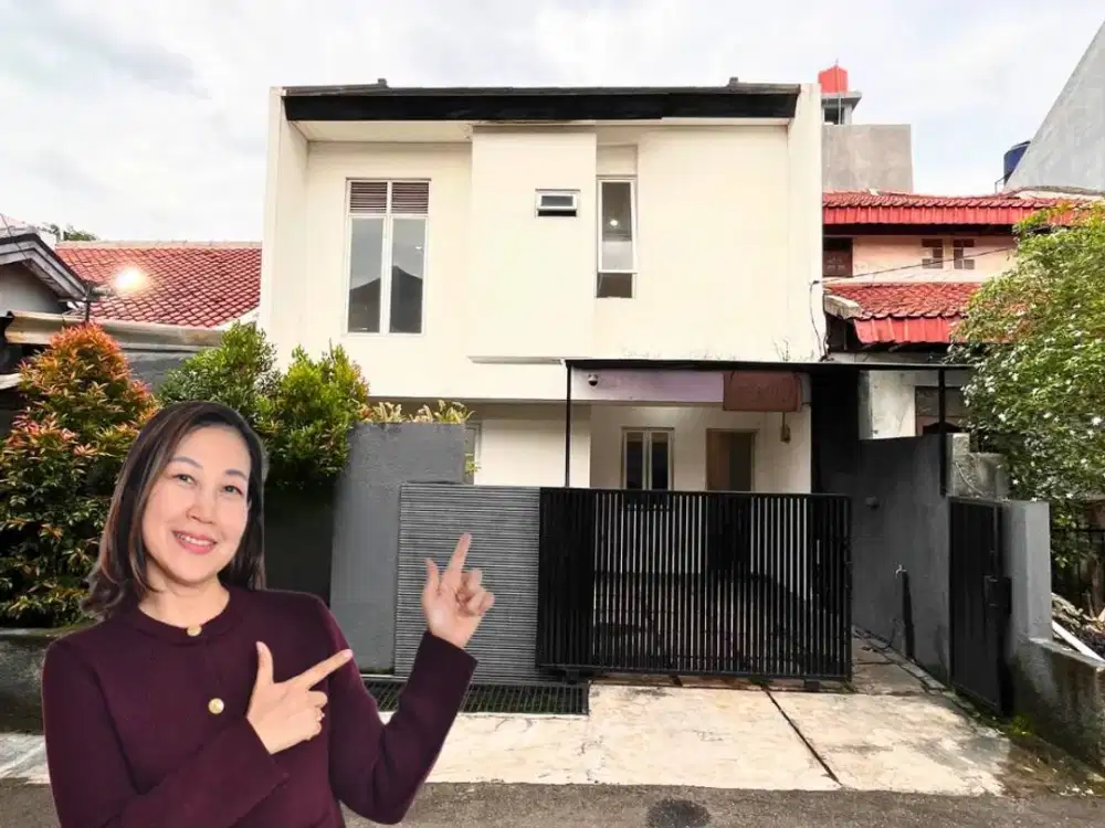 Rumah dengan Bangunan Kokoh di Komplek Ptb Duren Sawit Jakarta Timur