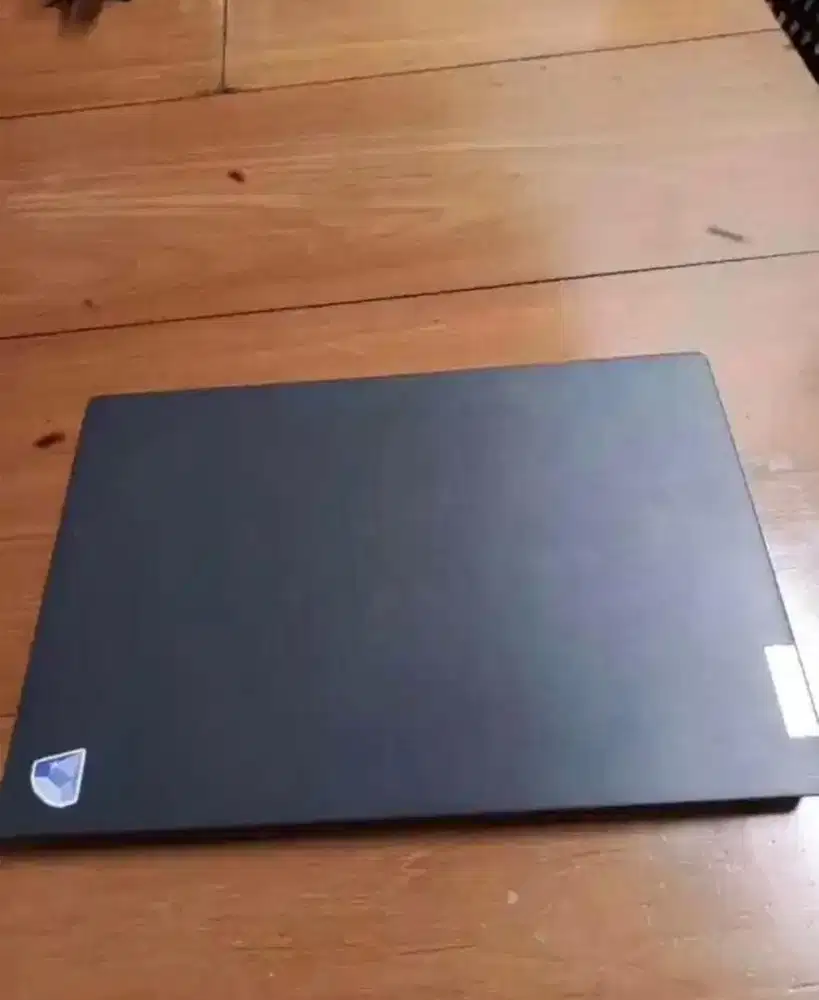 Laptop Lenovo-ADA V15 mulus banget