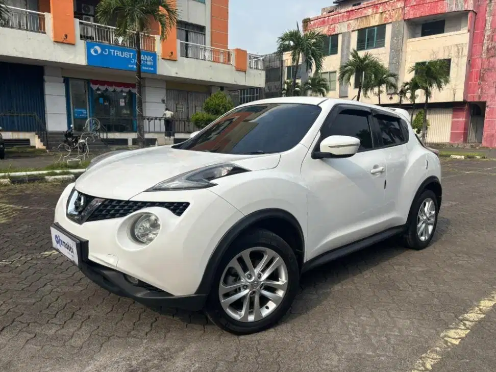 DP MURAH - Nissan Juke 1.5 RX Red Interior Bensin AT 2018 Putih