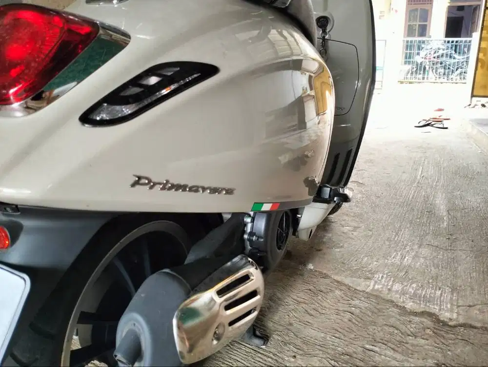 Vespa Primavera 2022 – Terawat, Siap Pakai, Mulus