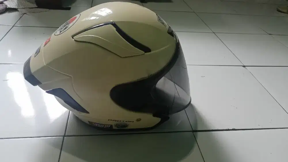 HELM PROTON ORI