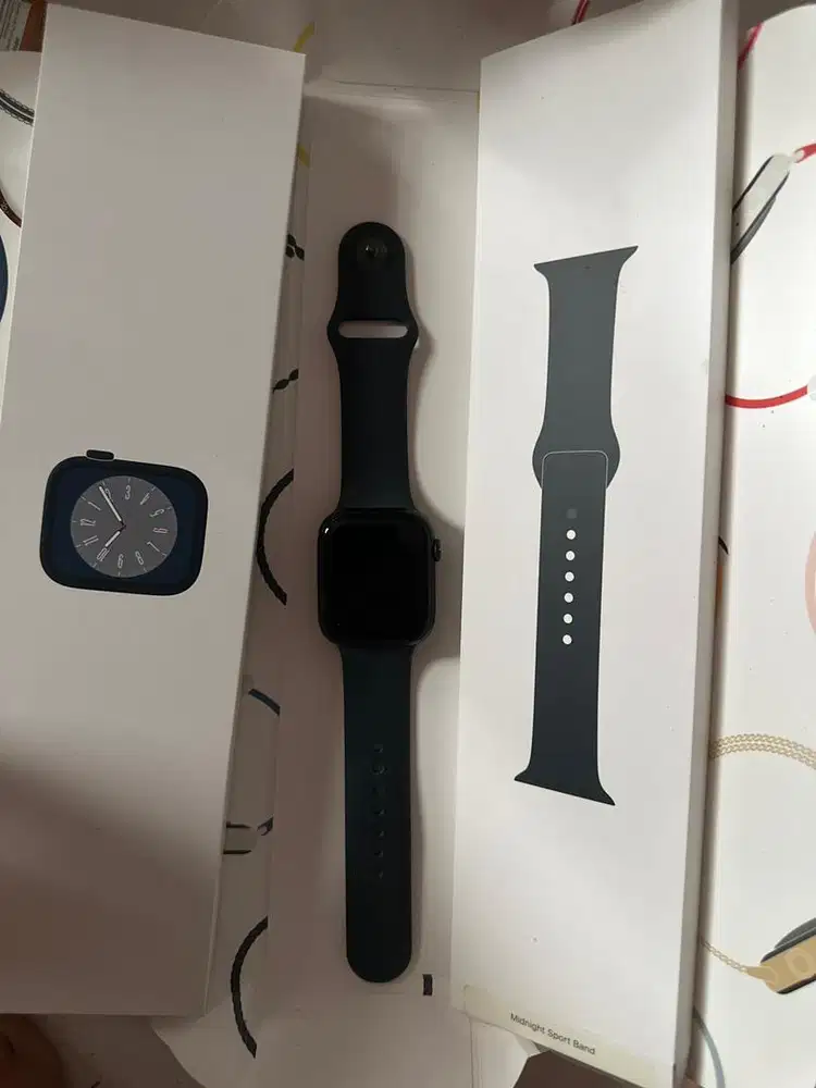 Apple watch series 8